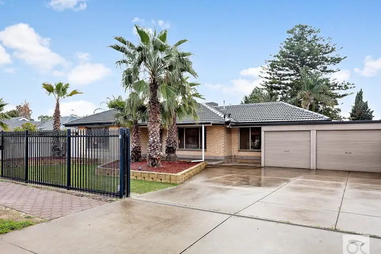 11 Universal Road, Salisbury Downs SA 5108
