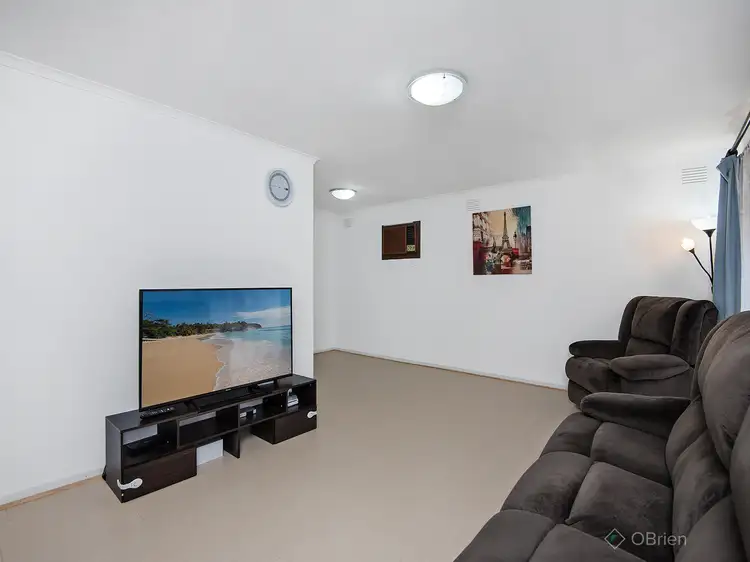 Fourth view of Homely house listing, 3 Ester Close, Endeavour Hills VIC 3802