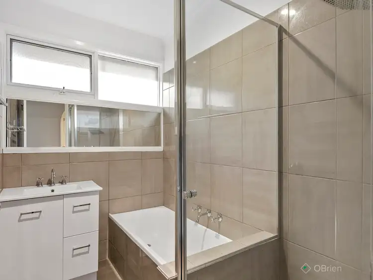 Fifth view of Homely house listing, 4 David Collins Drive, Endeavour Hills VIC 3802