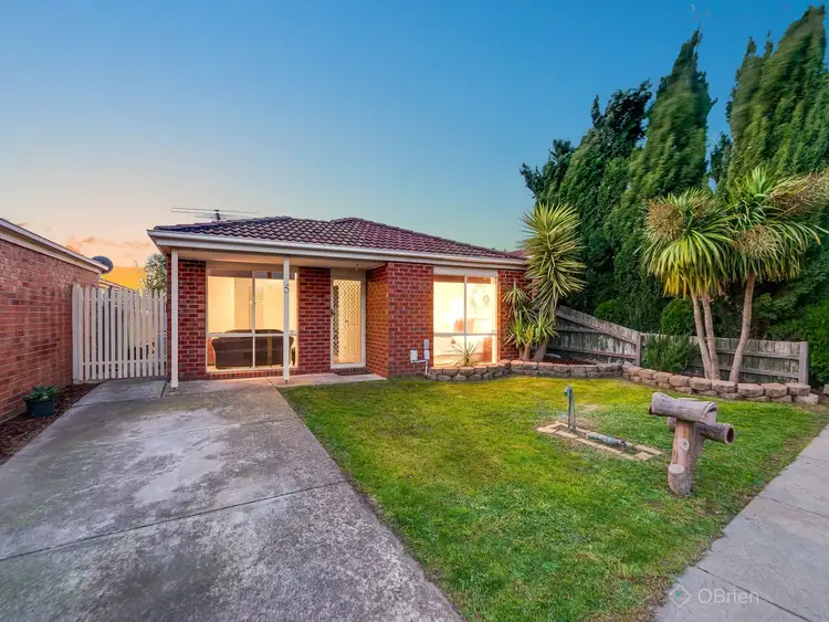 5 Sharyn Street, Cranbourne West VIC 3977