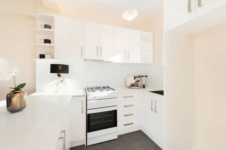 Third view of Homely apartment listing, 11/4 Ward Avenue, Elizabeth Bay NSW 2011