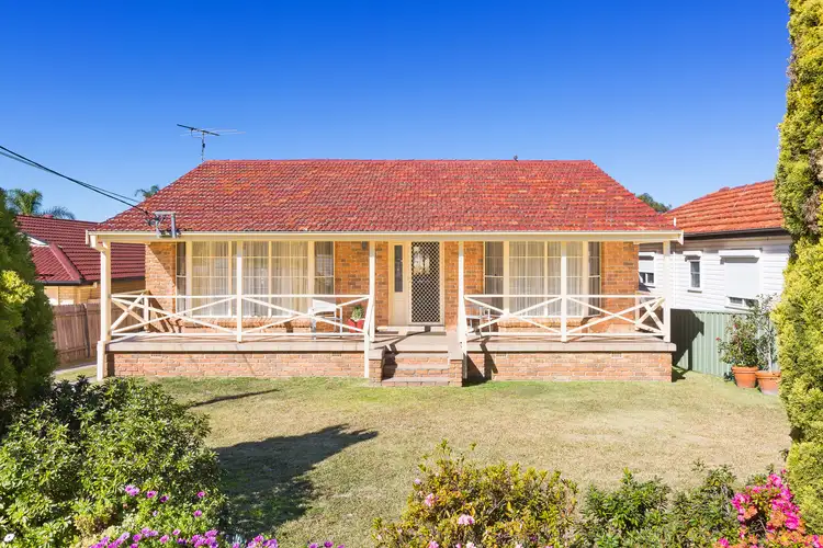 10 Canberra Road, Sylvania NSW 2224