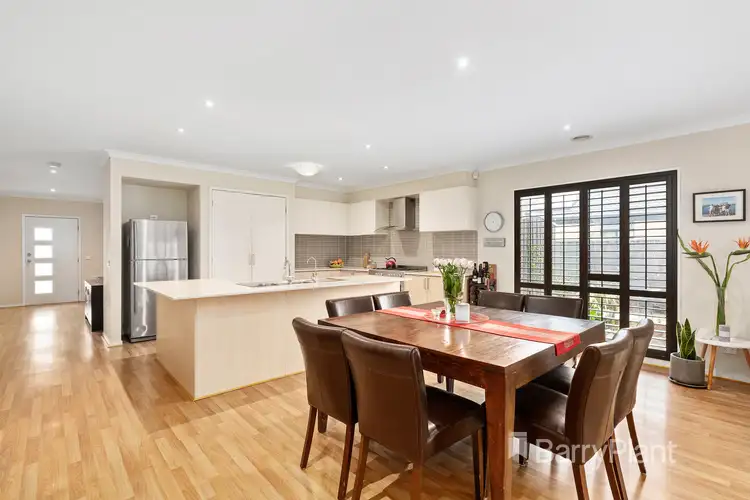 22 Clematis Crescent, Manor Lakes VIC 3024