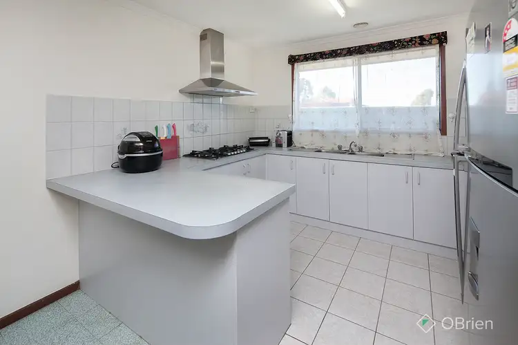 Fourth view of Homely house listing, 1 Tara Court, Hallam VIC 3803