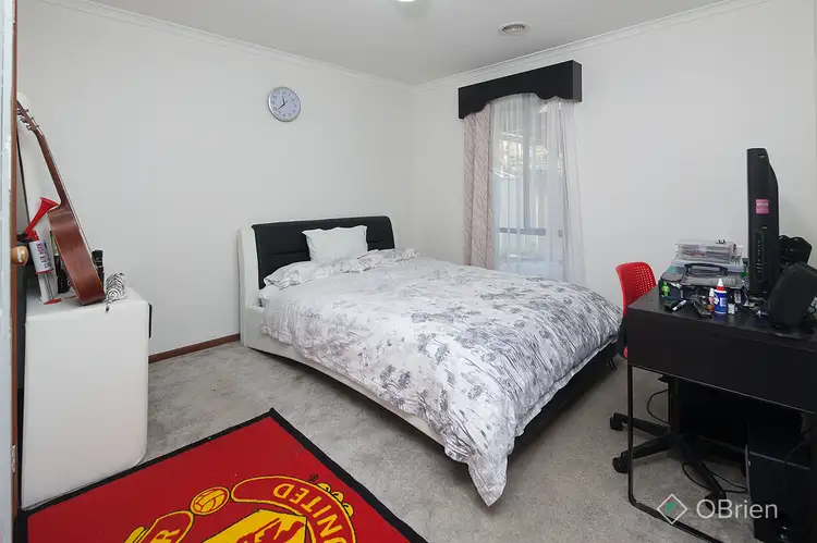 Sixth view of Homely house listing, 1 Tara Court, Hallam VIC 3803