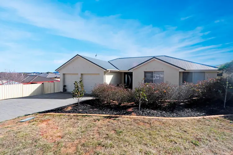 35 Crestwood Drive, Goulburn NSW 2580