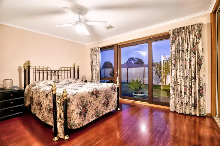 Fifth view of Homely house listing, 6 Tenby Court, Craigieburn VIC 3064