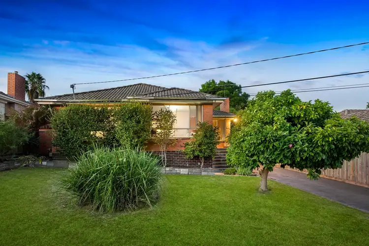 33 Huntley Street, Watsonia North VIC 3087
