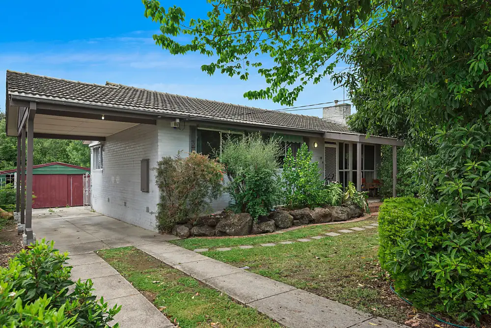 Main view of Homely house listing, 10 Yaltara Avenue, Bundoora VIC 3083