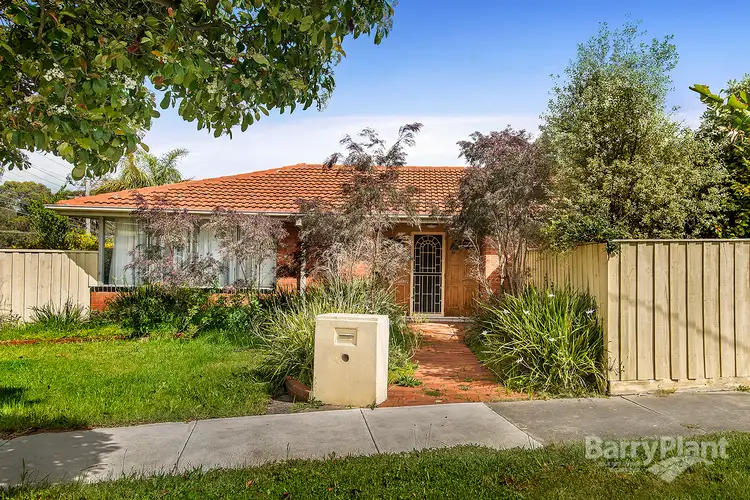 Main view of Homely house listing, 5 Thornton Avenue, Bundoora VIC 3083