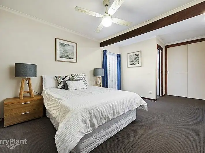 Sixth view of Homely house listing, 5 Larkin Court, Bundoora VIC 3083
