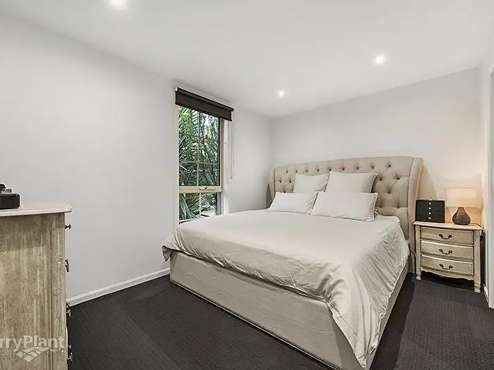 Sixth view of Homely house listing, 1/10 Bowral Court, Bundoora VIC 3083