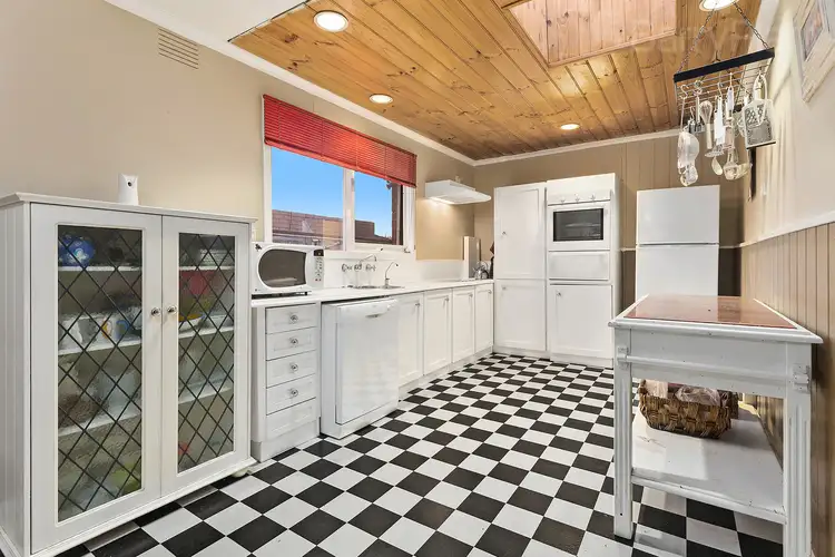 Second view of Homely house listing, 2 Medora Avenue, Bundoora VIC 3083