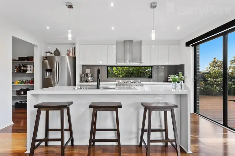 Fifth view of Homely house listing, 3 Queens Gardens, Bundoora VIC 3083