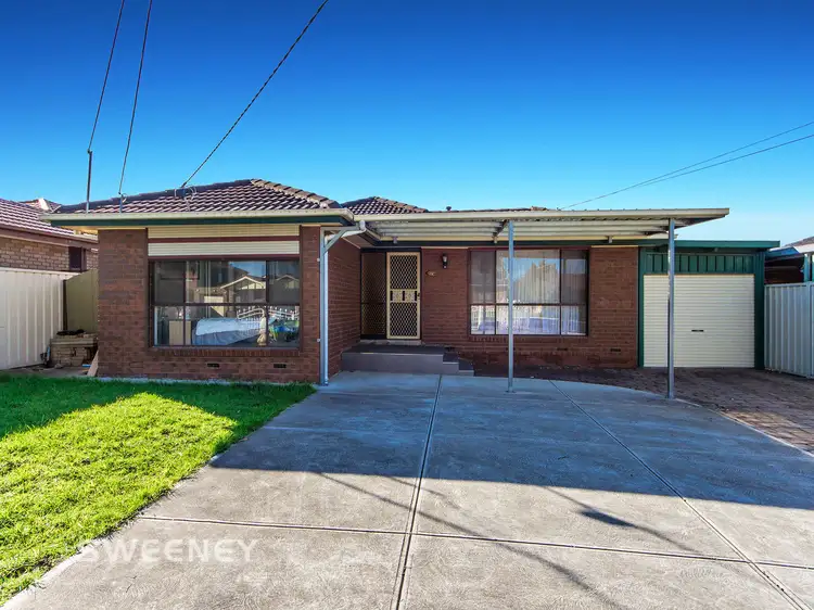 16 Harcourt Avenue, St Albans VIC 3021