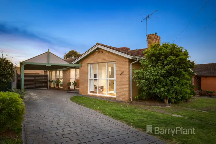 17 Yaltara Avenue, Bundoora VIC 3083