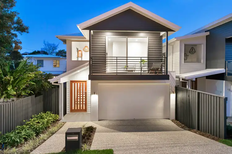 18 Gregory Street, Taringa QLD 4068