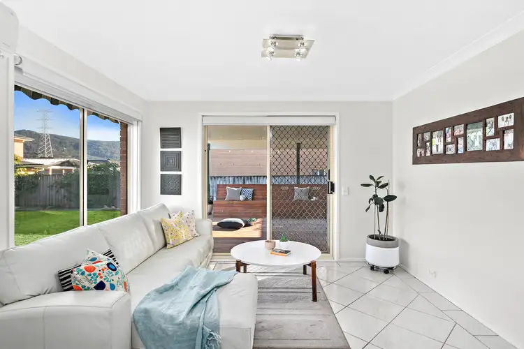 Fifth view of Homely house listing, 6 Woodglen Place, Horsley NSW 2530