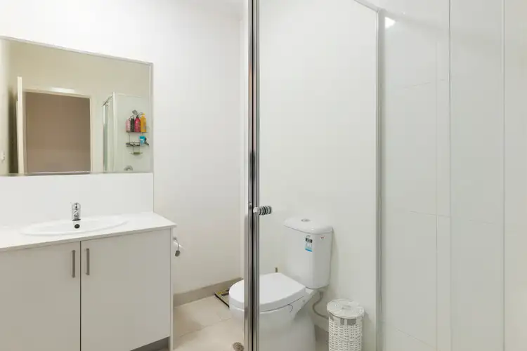Fifth view of Homely house listing, 20 Ivy Place, Craigieburn VIC 3064