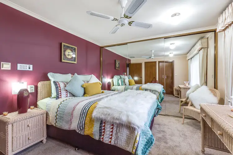 Sixth view of Homely house listing, 40 Cocoparra Crescent, Taylors Lakes VIC 3038