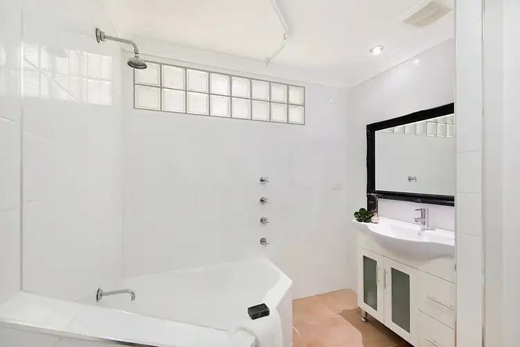 Sixth view of Homely house listing, 58 Kerry Crescent, Berkeley Vale NSW 2261