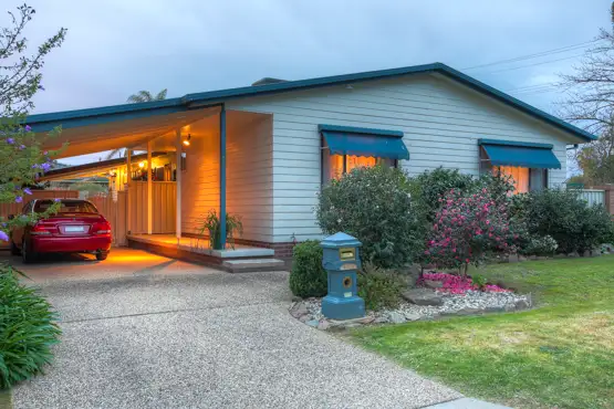 460 Hall Avenue, Lavington NSW 2641