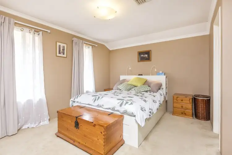 Fifth view of Homely house listing, 10 Irene Mc Cormack Way, Queens Park WA 6107