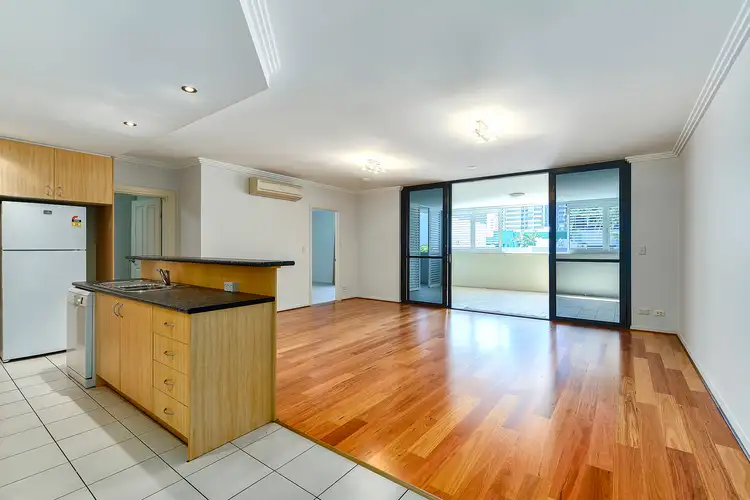 9/6 Edmondstone Street, South Brisbane QLD 4101
