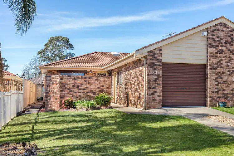 63 St Helens Park Drive, St Helens Park NSW 2560