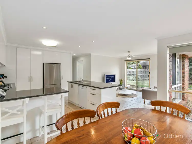 2 John Monash Drive, Skye VIC 3977