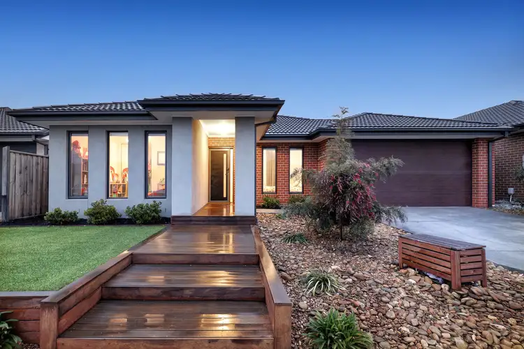 10 Primavera Drive, Mickleham VIC 3064