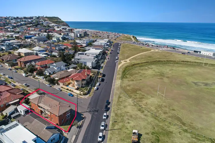 42 Bar Beach Avenue, Bar Beach NSW 2300