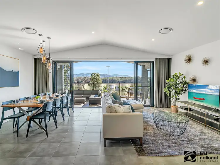 6 Ted Ovens Drive, Coffs Harbour NSW 2450