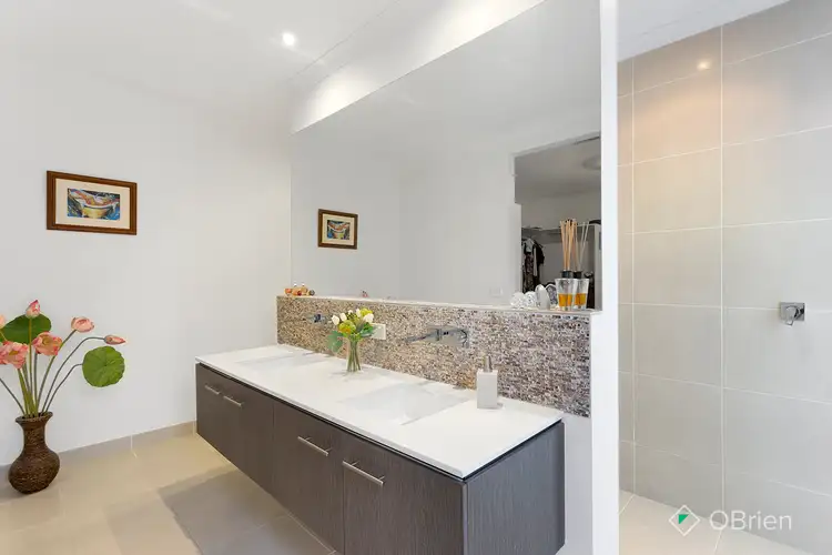 Fifth view of Homely house listing, 37 Summerhill Boulevard, Drouin VIC 3818