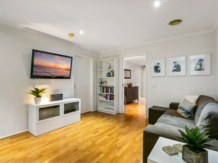 Sixth view of Homely house listing, 8 Ellenvale Drive, Narre Warren VIC 3805