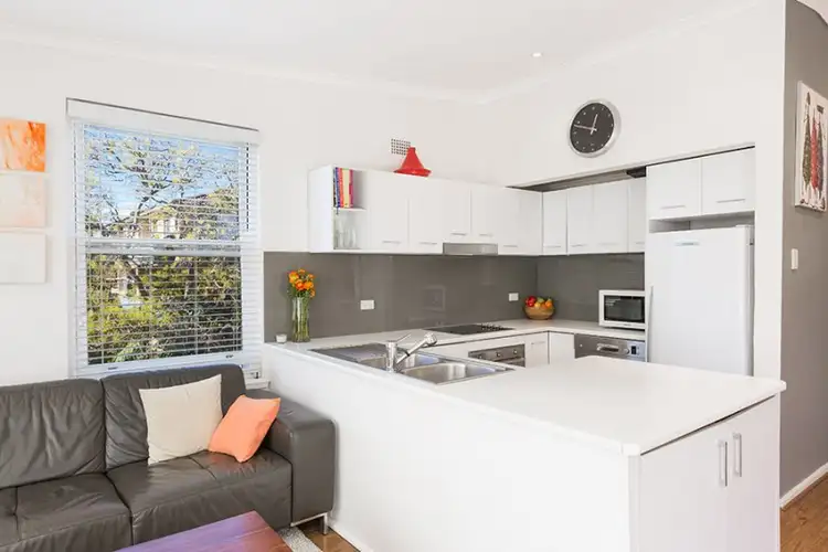 Fourth view of Homely unit listing, 18/3 Waratah Street, Cronulla NSW 2230
