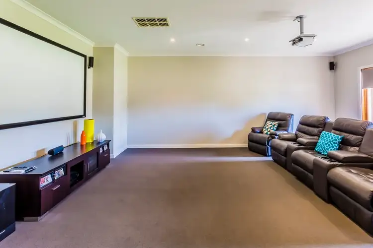 Fifth view of Homely house listing, 4 Fawkner Court, Echuca VIC 3564
