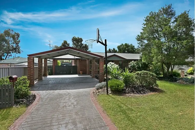 9 Reef Street, Eaglehawk VIC 3556