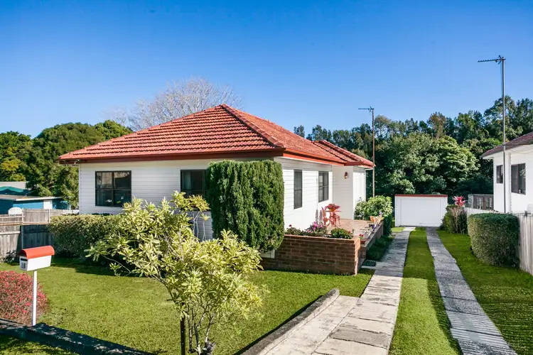 28 Highway Avenue, West Wollongong NSW 2500