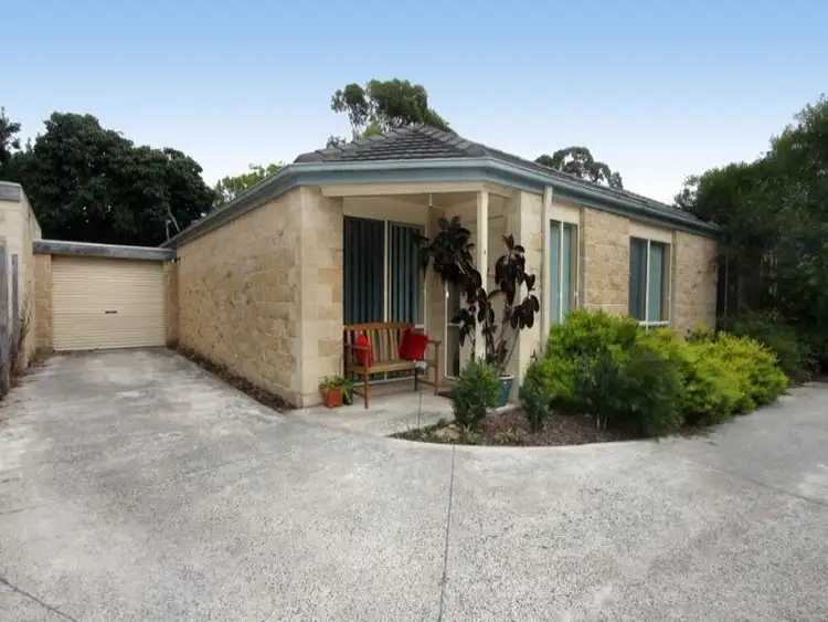 3/23 Guelph Street, Somerville VIC 3912