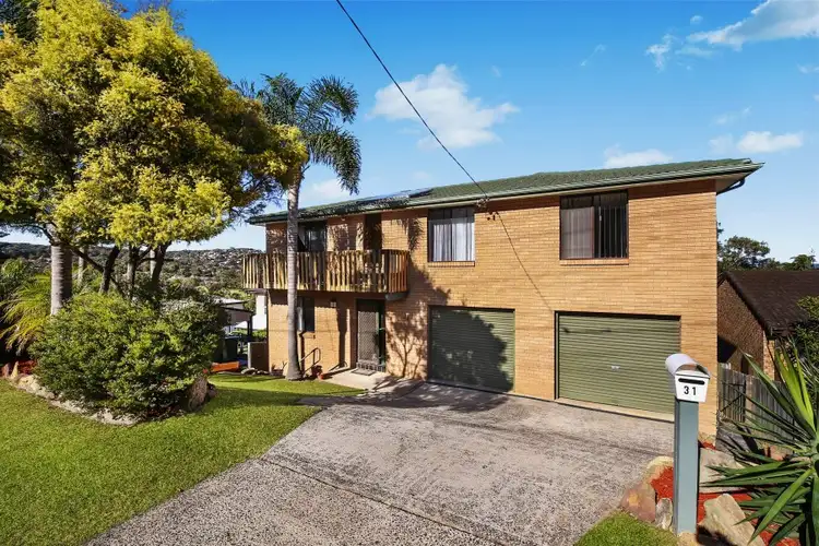 31 Valley View Road, Bateau Bay NSW 2261