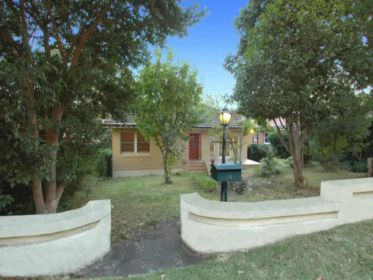 19 Denman Street, Turramurra NSW 2074