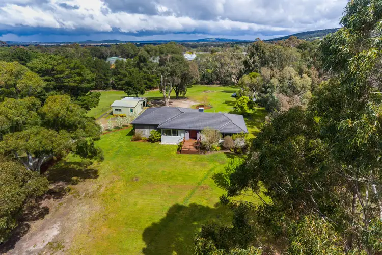 125 Sandy Creek Road, Riddells Creek VIC 3431