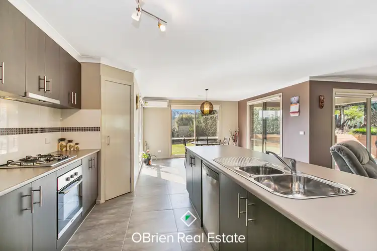 Sixth view of Homely house listing, 9 Lakeside Court, Drouin VIC 3818