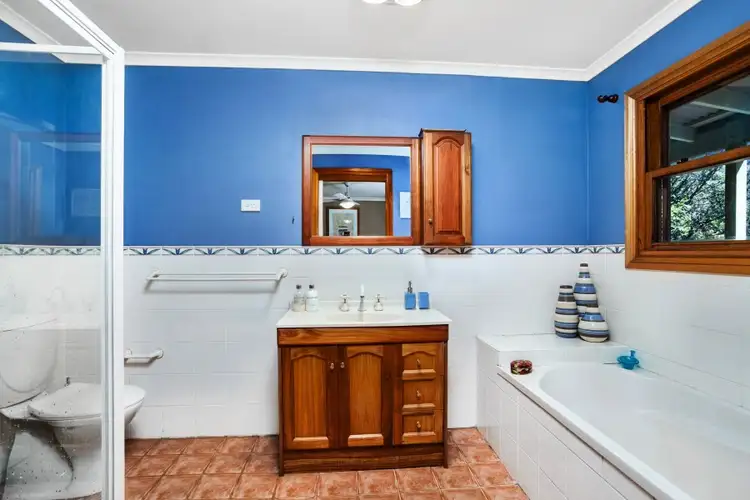 Fifth view of Homely house listing, 8 Whelan Avenue, Figtree NSW 2525