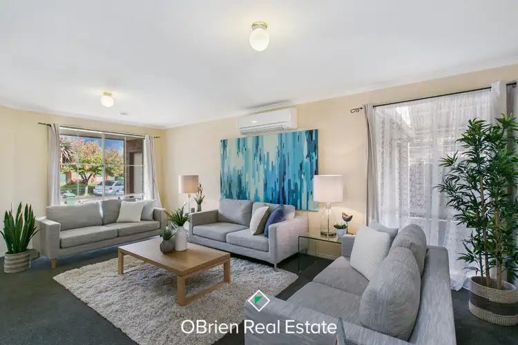 Second view of Homely house listing, 4 Tauna Place, Cranbourne West VIC 3977