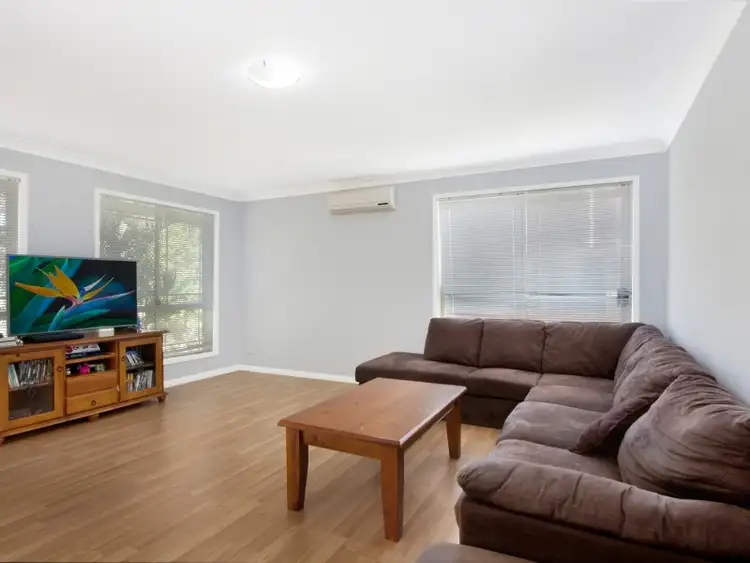 Second view of Homely townhouse listing, 2/287 Great Western Highway, Emu Plains NSW 2750