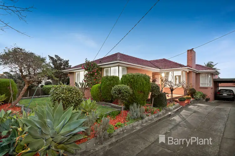 54 Caroline Crescent, Blackburn North VIC 3130