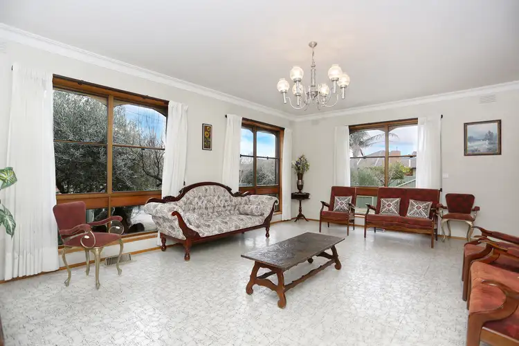 Fifth view of Homely house listing, 8 O'Sullivan Court, Fawkner VIC 3060