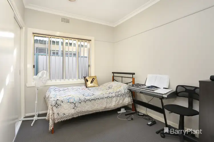 Fifth view of Homely unit listing, 1/19 Leonard Avenue, Glenroy VIC 3046